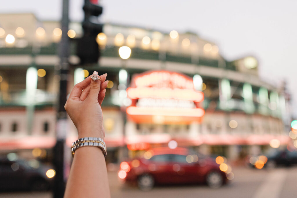 engagement ring, engaged, chicago engagement photos, couple photos in wrigley